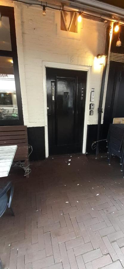 Charlotte, Not For Parties, Not A Hotel, Room With Shared Bathroom, No Kitchen Amesterdão Exterior foto